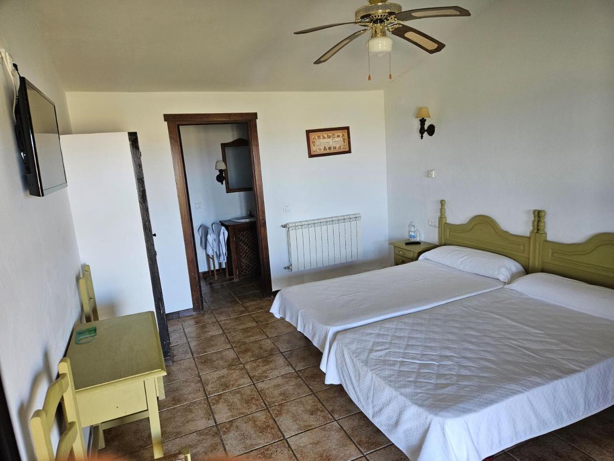 Hotel Rural Portilla De Monfraguee Toril  Екстер'єр фото